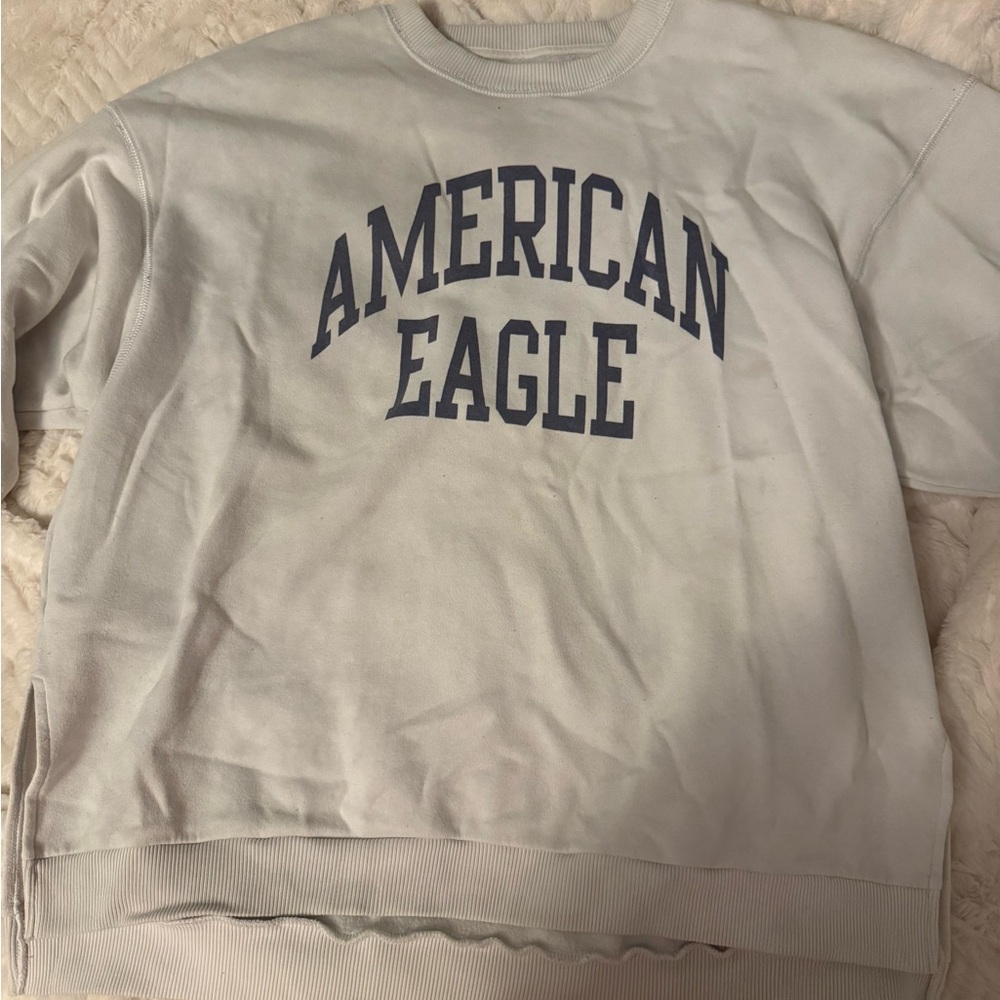 American Eagle Cream Jegging Fit Top